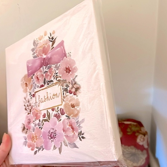 Canvas Art Fashion Floral Gold White Canvas 9 x 9 Small Space Solutions Dorm NEW - Picture 4 of 6